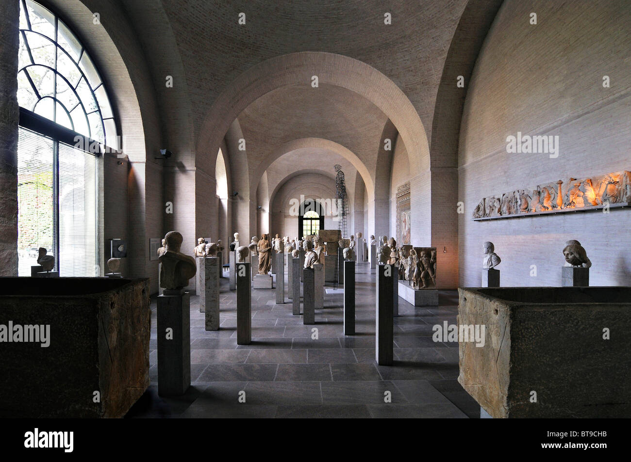 Hall of Roman effigies and Christoph Bergmann's 'Mythos in Metall', Glyptothek museum, Munich, Bavaria, Germany, Europe Stock Photo