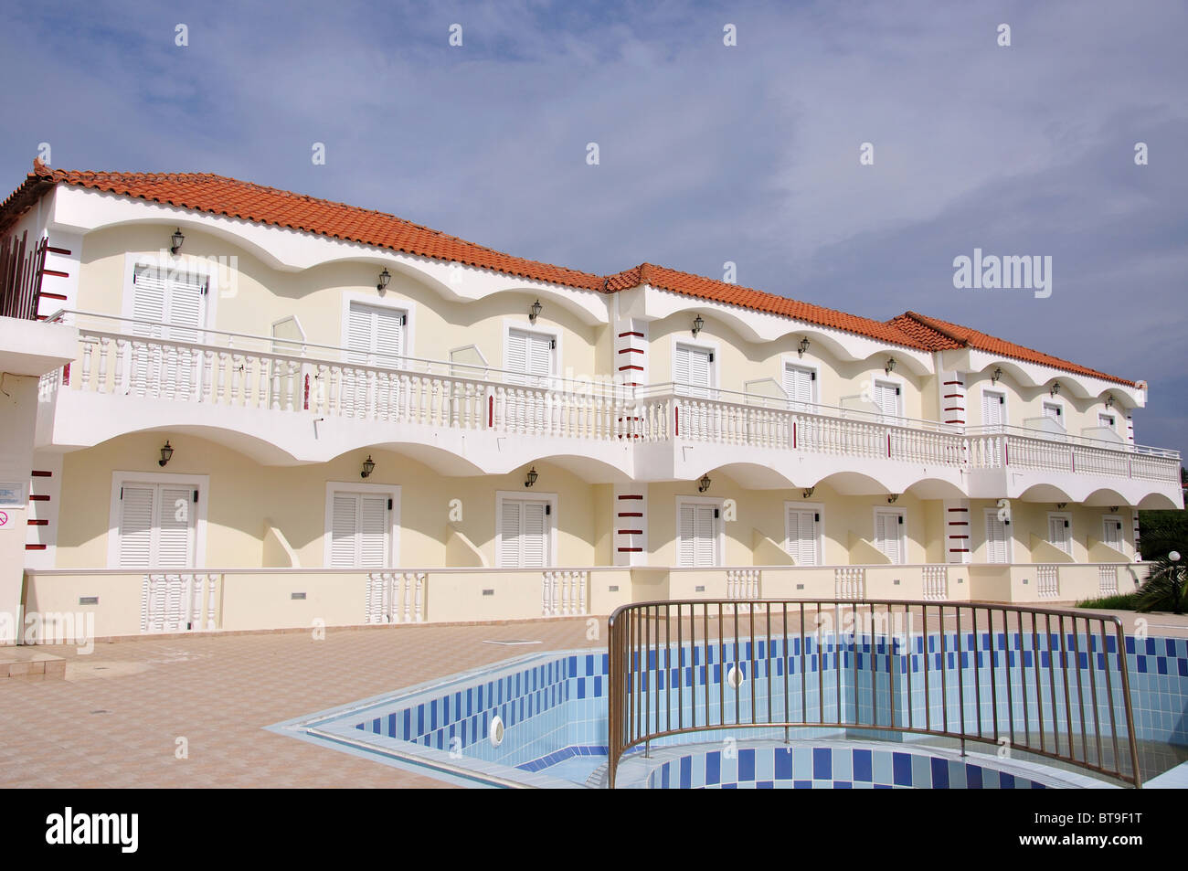 Apartment building with pool, Laganas, Zakynthos, Ionian Islands, Greece Stock Photo