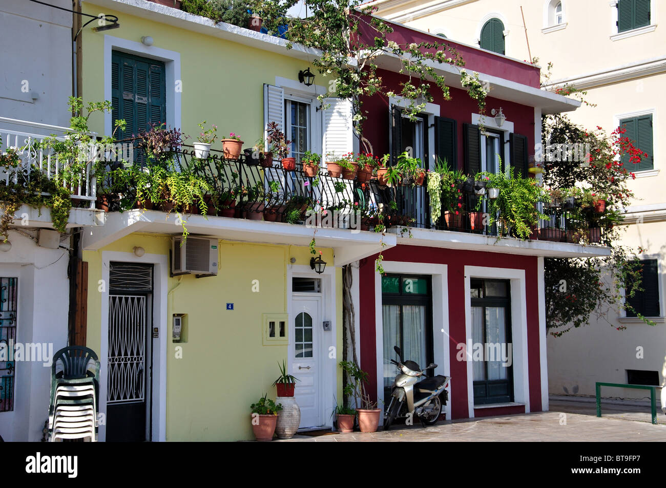 Houses on waterfront, Zakynthos Town, Zakynthos, Ionian Islands, Greece Stock Photo