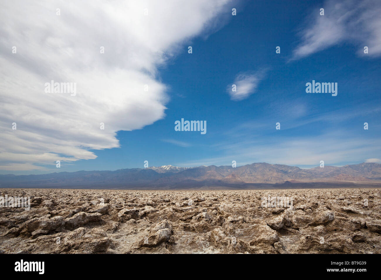 Devils Golf Course, in front of the Panamint Range and Telescope Peak, Death Valley National Park, Mojave Desert, California Stock Photo