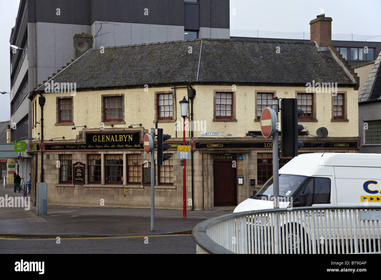 Glenalbyn Pub on the corner of Young and Huntly Street. Inverness Stock Photo Alamy