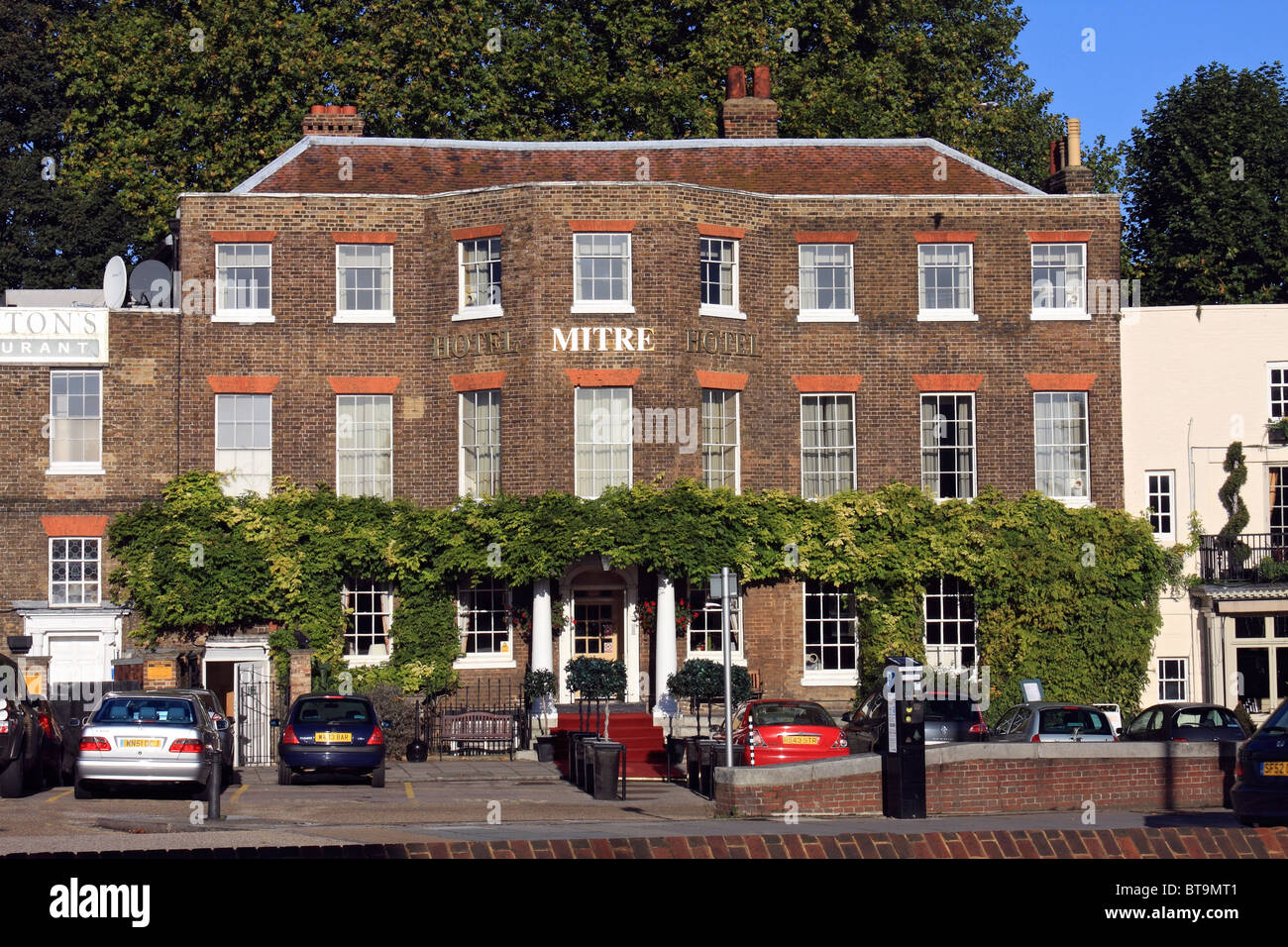 The Mitre Hotel at Hampton Court Bridge over the River Thames at Molesey. England UK. Stock Photo