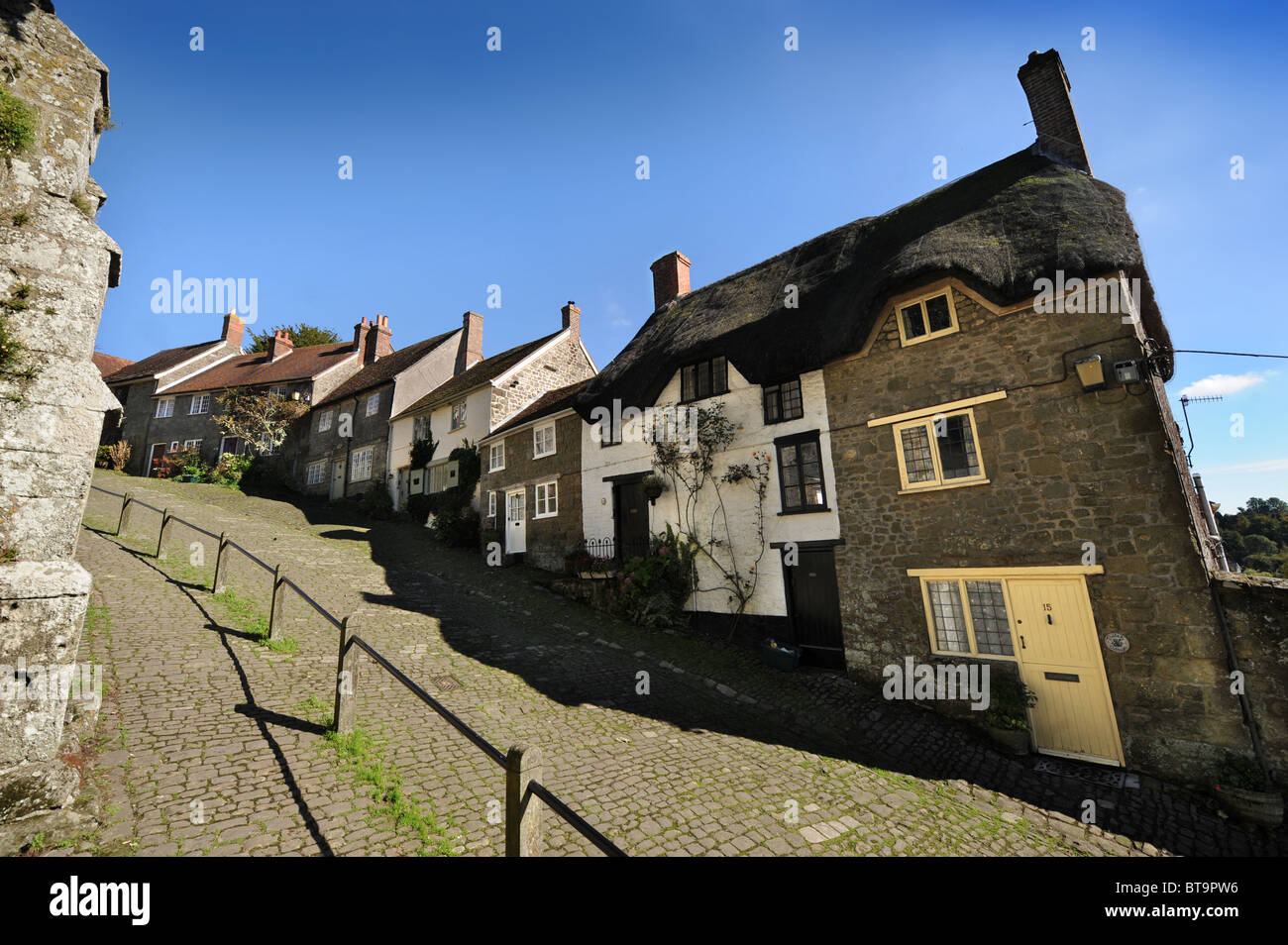 Gold Hill in Shaftesbury Dorset UK Stock Photo Alamy