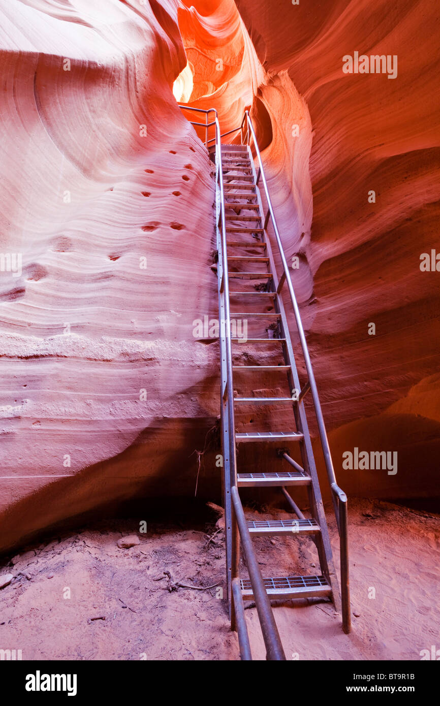Ladder in lower antelope canyon hi-res stock photography and images - Alamy
