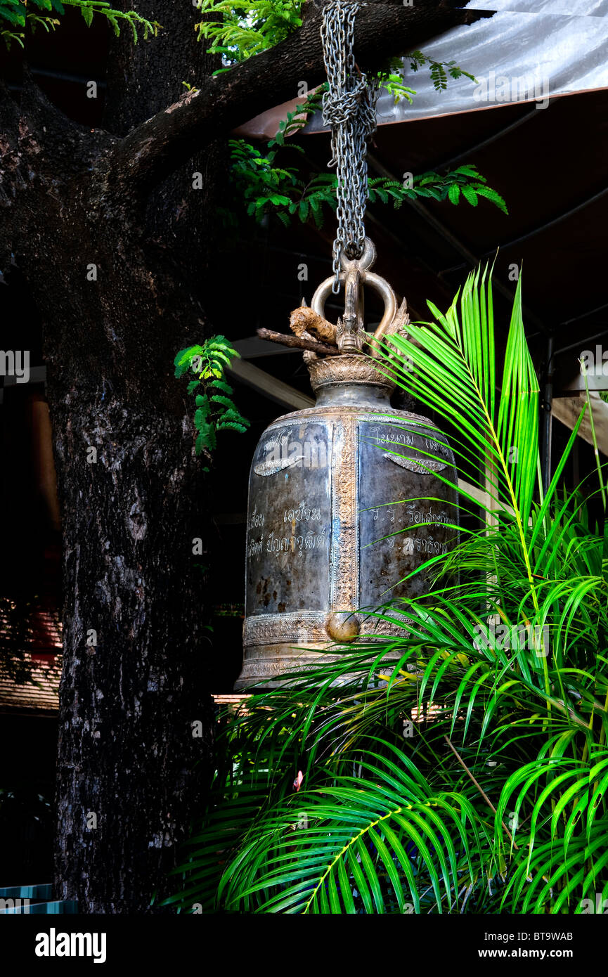 large temple bell Stock Photo Alamy