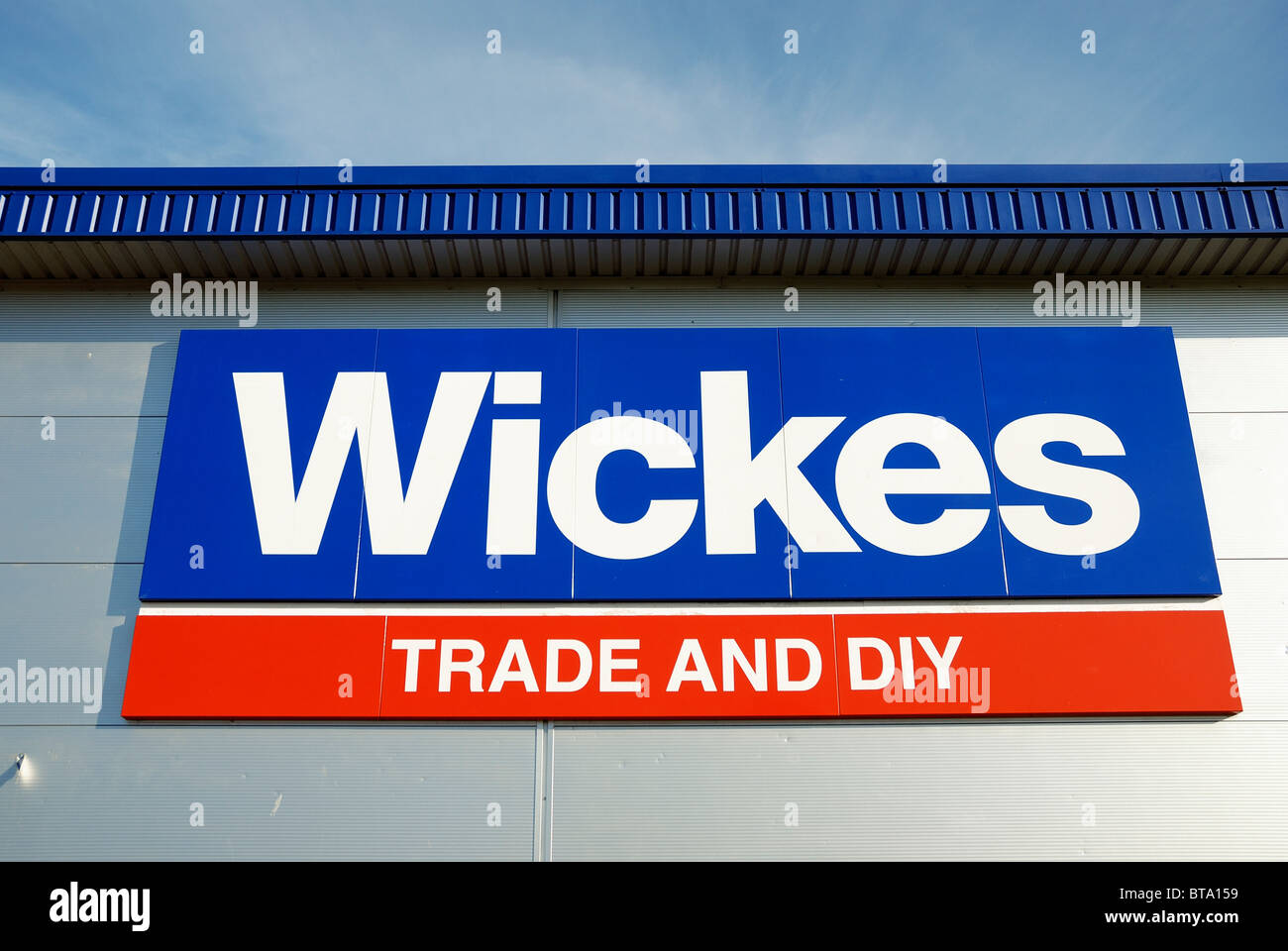 Wickes logo hires stock photography and images Alamy