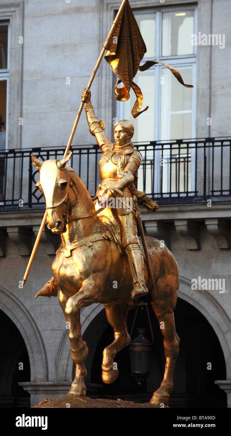 France, Paris, Jeanne d'Arc statue, Place de Pyramides Stock Photo Alamy
