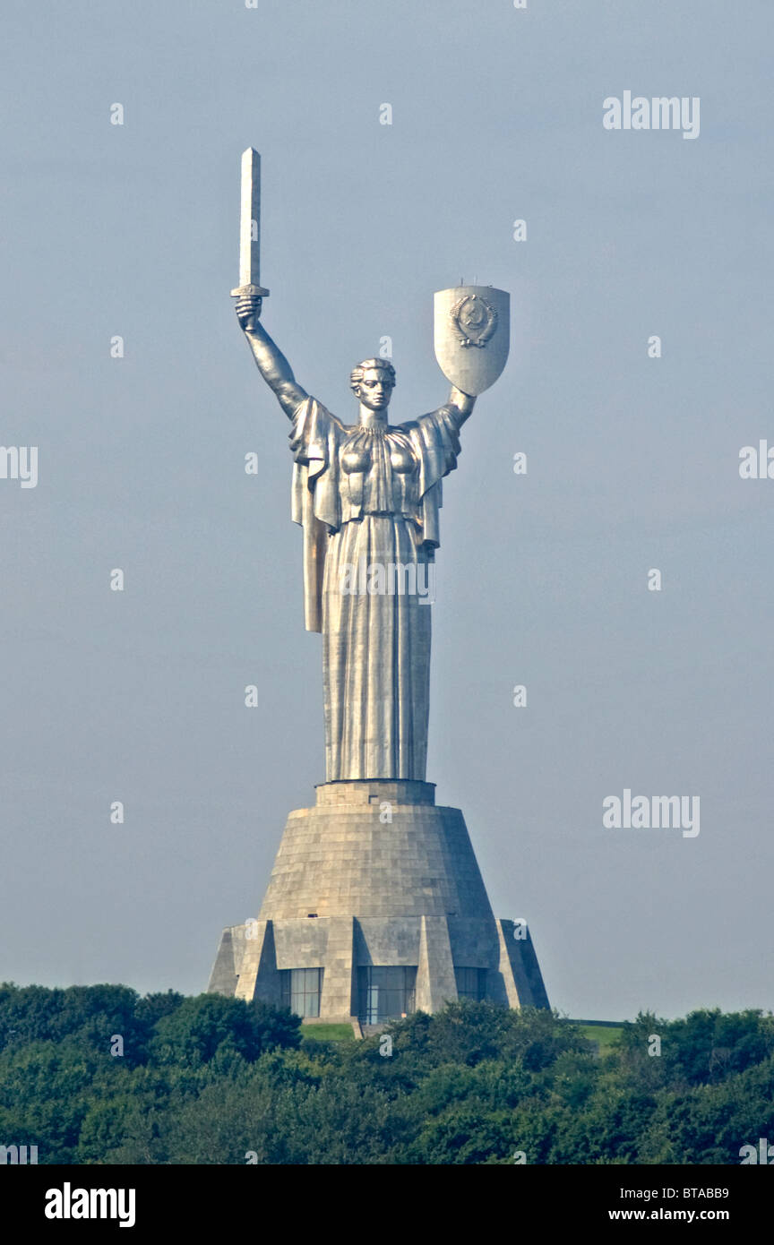 UKRAINE Kiev Rodina Mat huge Nation's Mother statue Stock Photo - Alamy