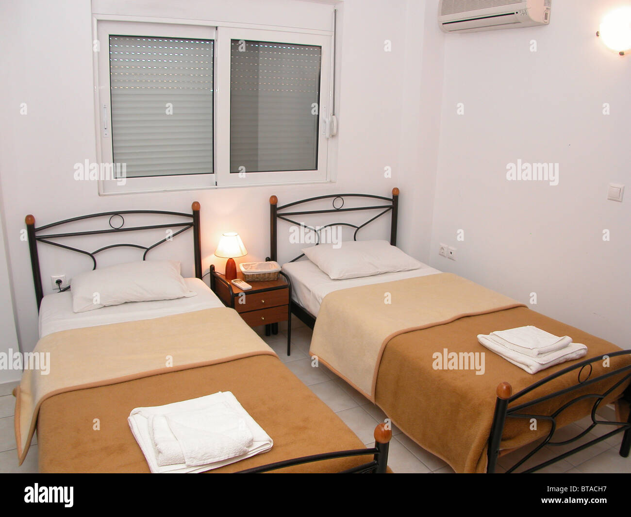 Twin bedroom in a Spanish hotel Stock Photo Alamy