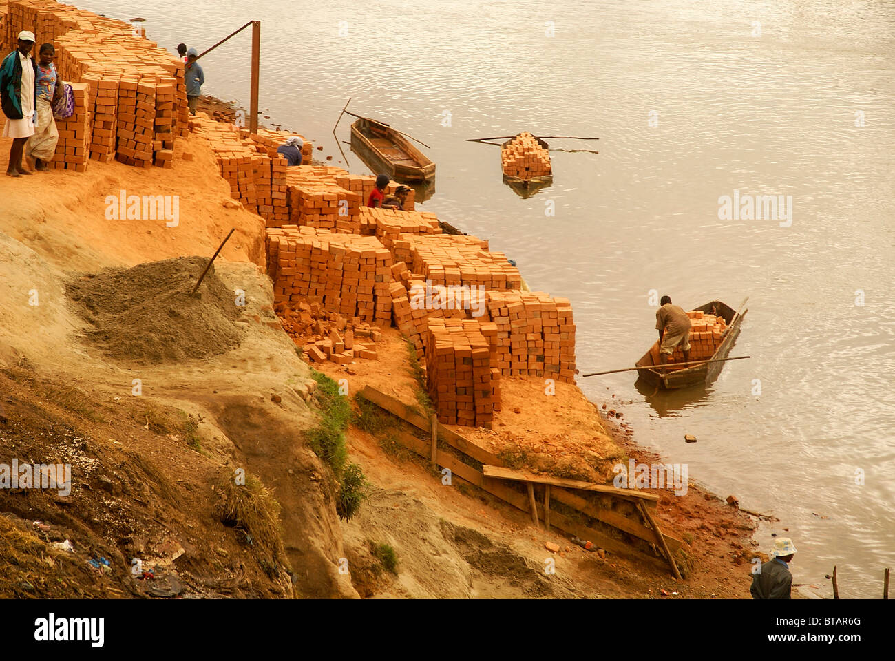 Madagascar, Analamanga region, clay brick production on the river bank near Antananarivo, Stock Photo