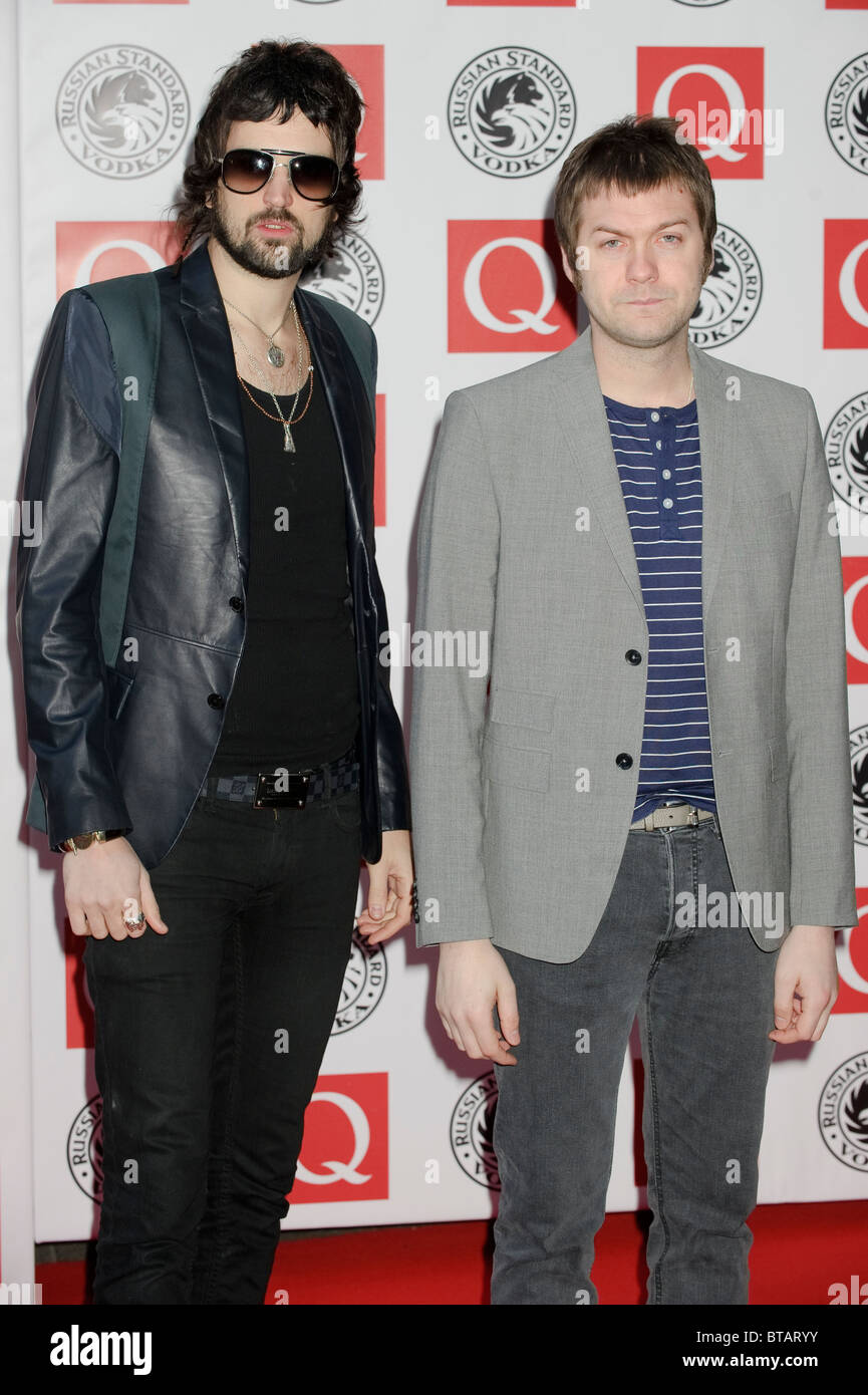 Serge Pizzorno and Tom Meighan attends the Q Awards at Grosvenor House, London, 25th October 2010. Stock Photo