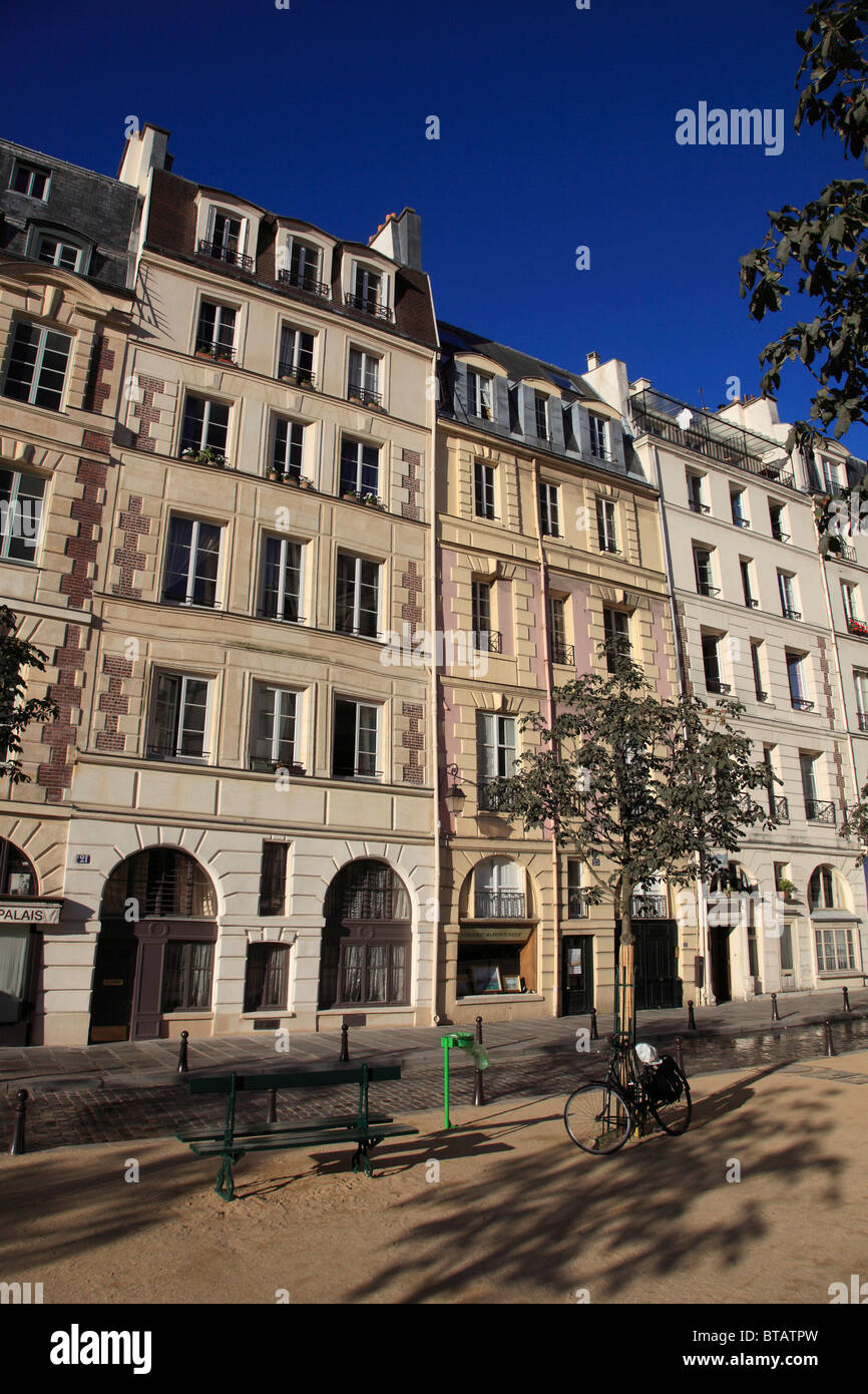 France, Paris, Place Dauphine, Ile de la Cité, residential buildings, Stock Photo