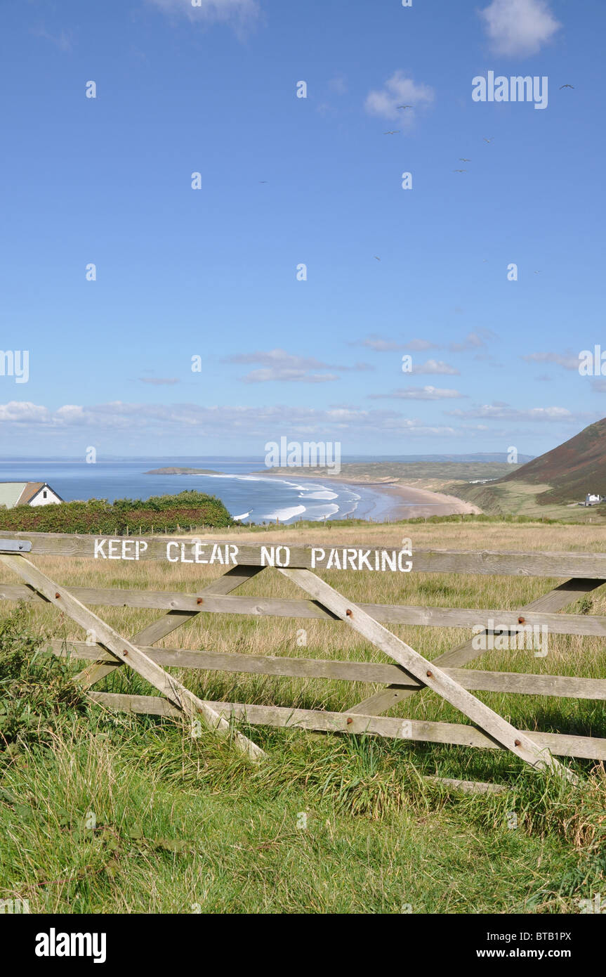 Keep Clear sign on gate Coastal walk in Rhossili Swansea Wales Stock Photo