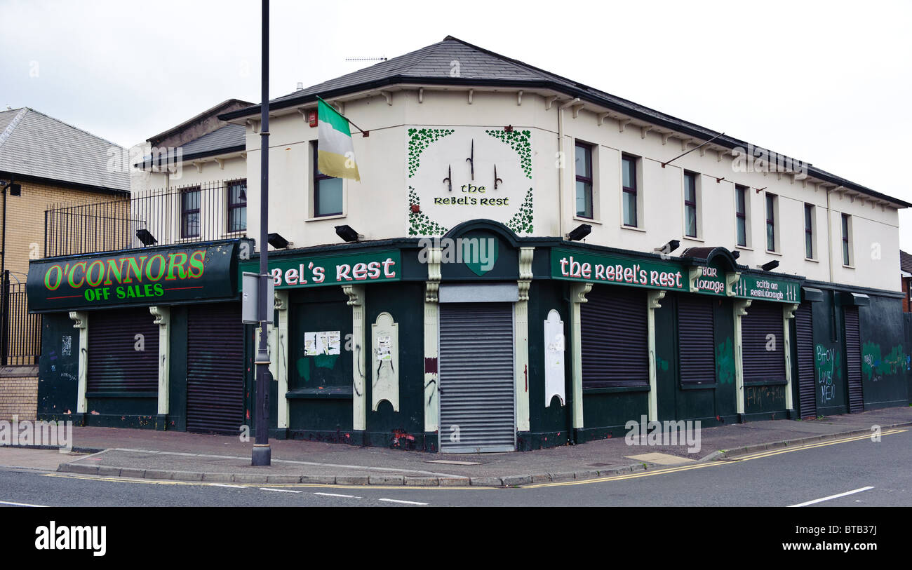 Rebel's Rest pub in the Falls Road, Belfast Stock Photo