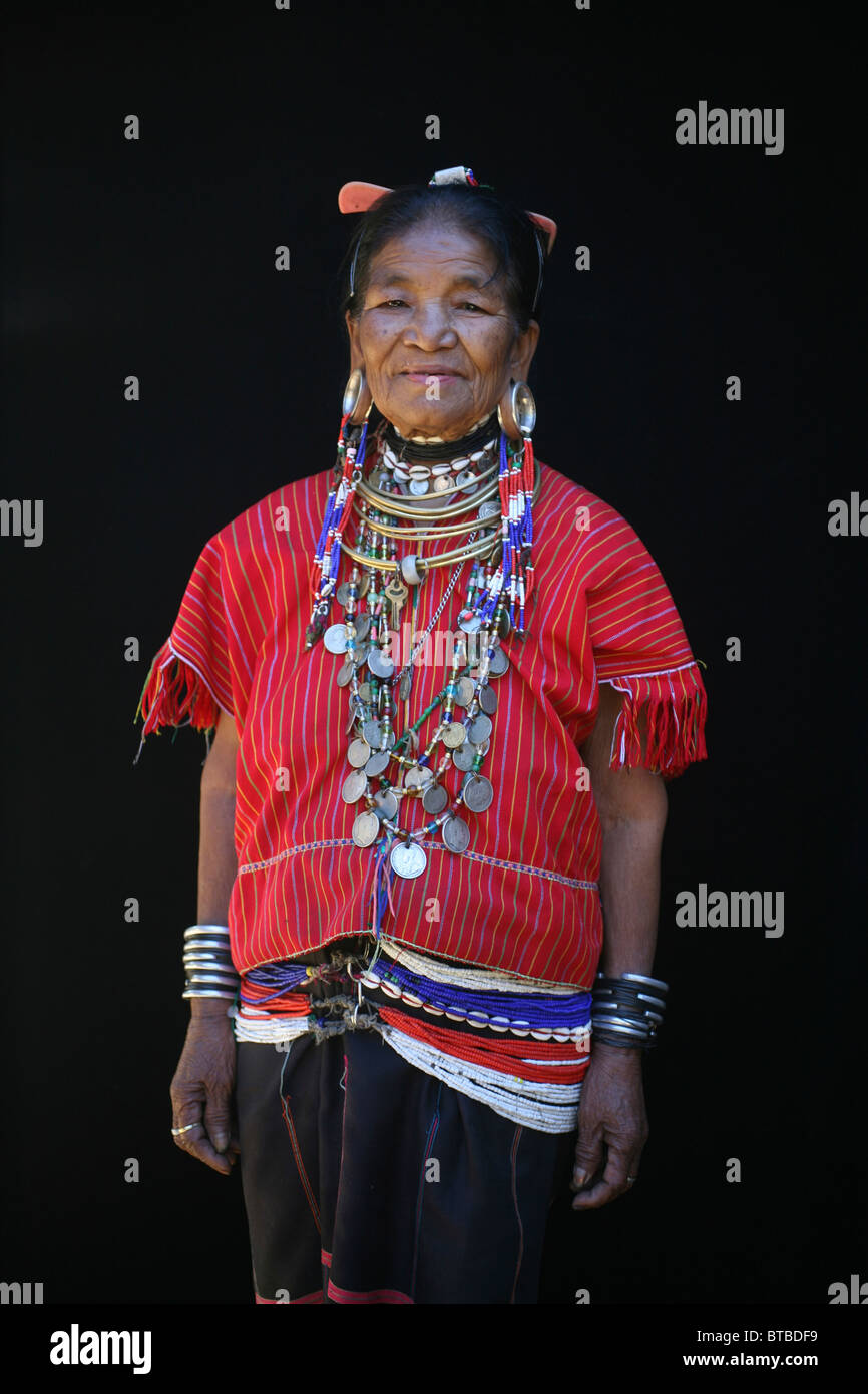Karen tribe (longneck) in Thailand Stock Photo Alamy