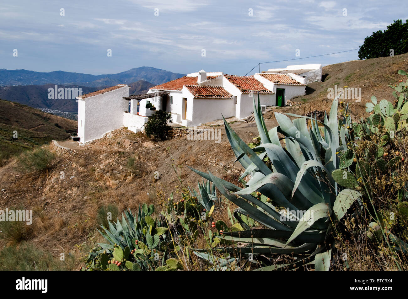 Spain Spanish Andalusia Mountain White Farm house Stock Photo - Alamy