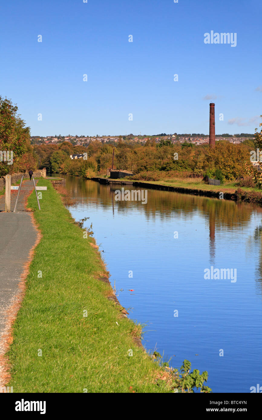 The Straight Mile, Leeds & Liverpool Canal, Burnley, Lancashire