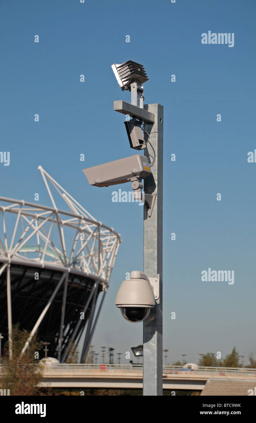 Cctv camera construction site hires stock photography and images Alamy