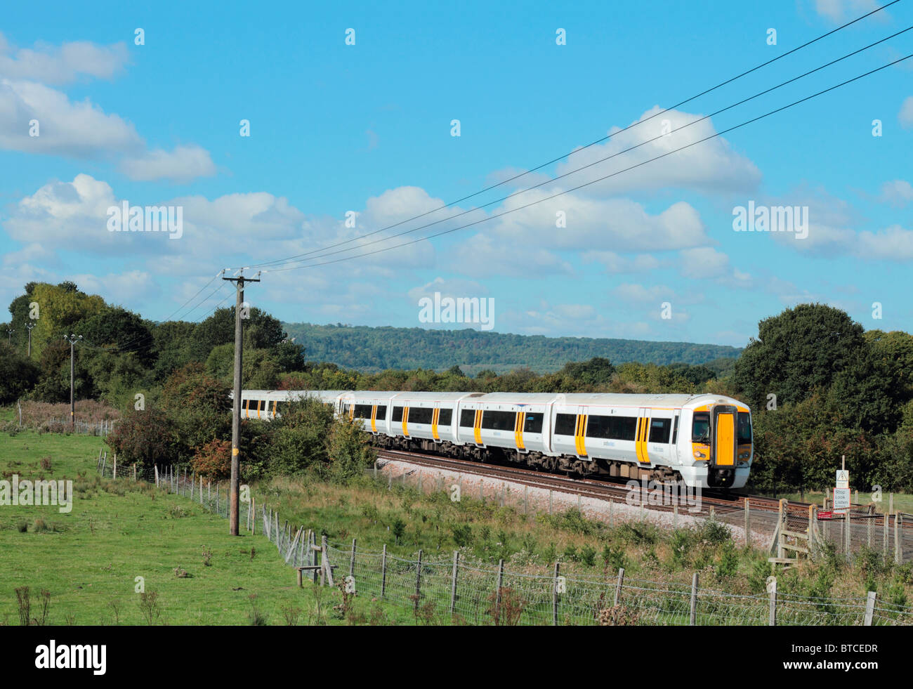 A pair of class 375 Electrostar EMU's Nos. 375 808 and 375 612 with a Southeastern trains service near Kemsing in Kent Stock Photo