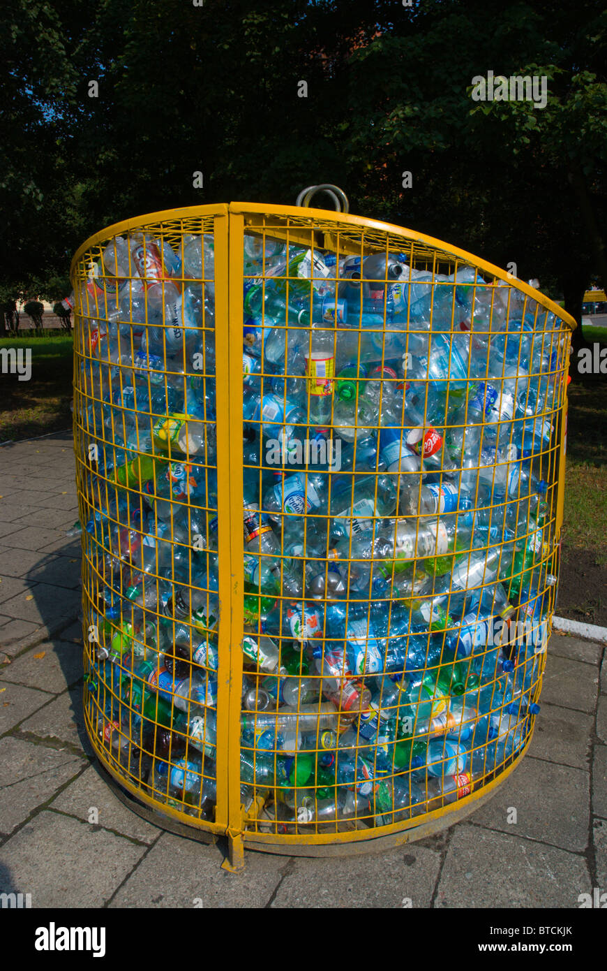 Drop Off Point High Resolution Stock Photography and Images Alamy