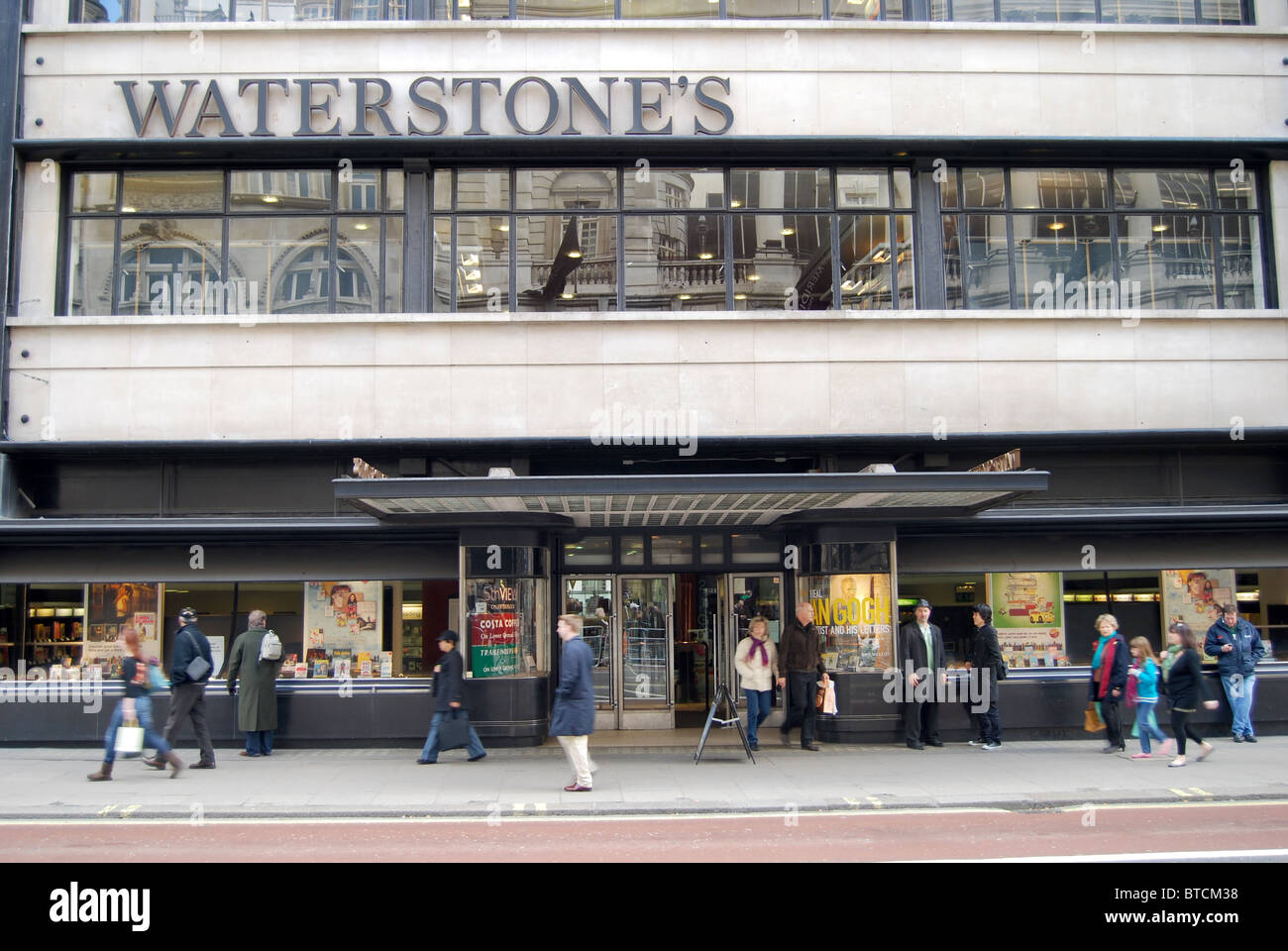 Waterstone's Bookshop Piccadilly London Stock Photo