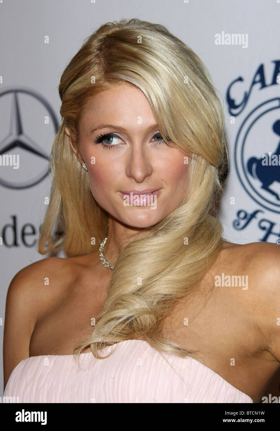 PARIS HILTON 32ND CAROUSEL OF HOPE BALL BEVERLY HILLS LOS ANGELES CALIFORNIA USA 23 October 2010 Stock Photo