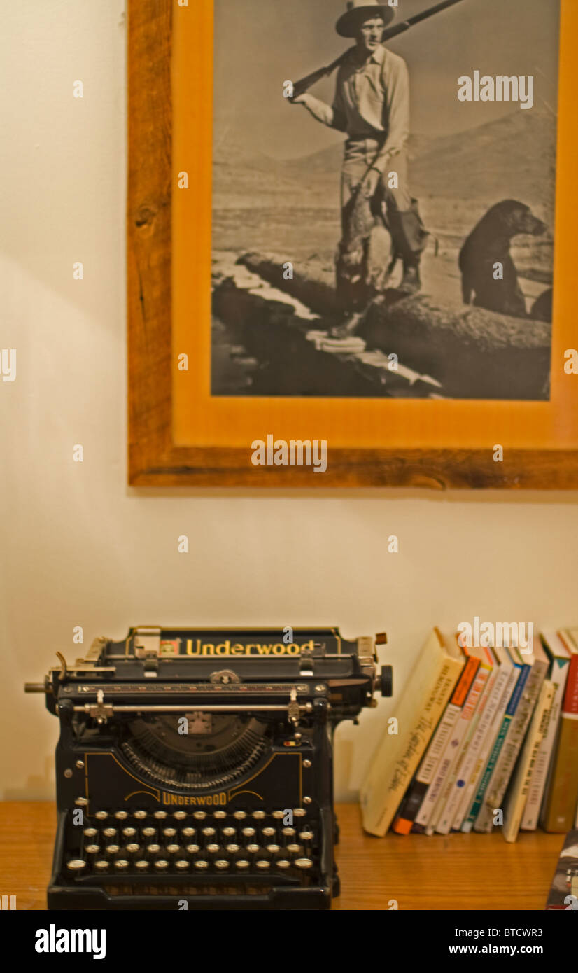 Ernest Hemingway's books, photograph and Underwood typewriter housed at the Ketchum Sun Valley Ski Museum, Idaho Stock Photo