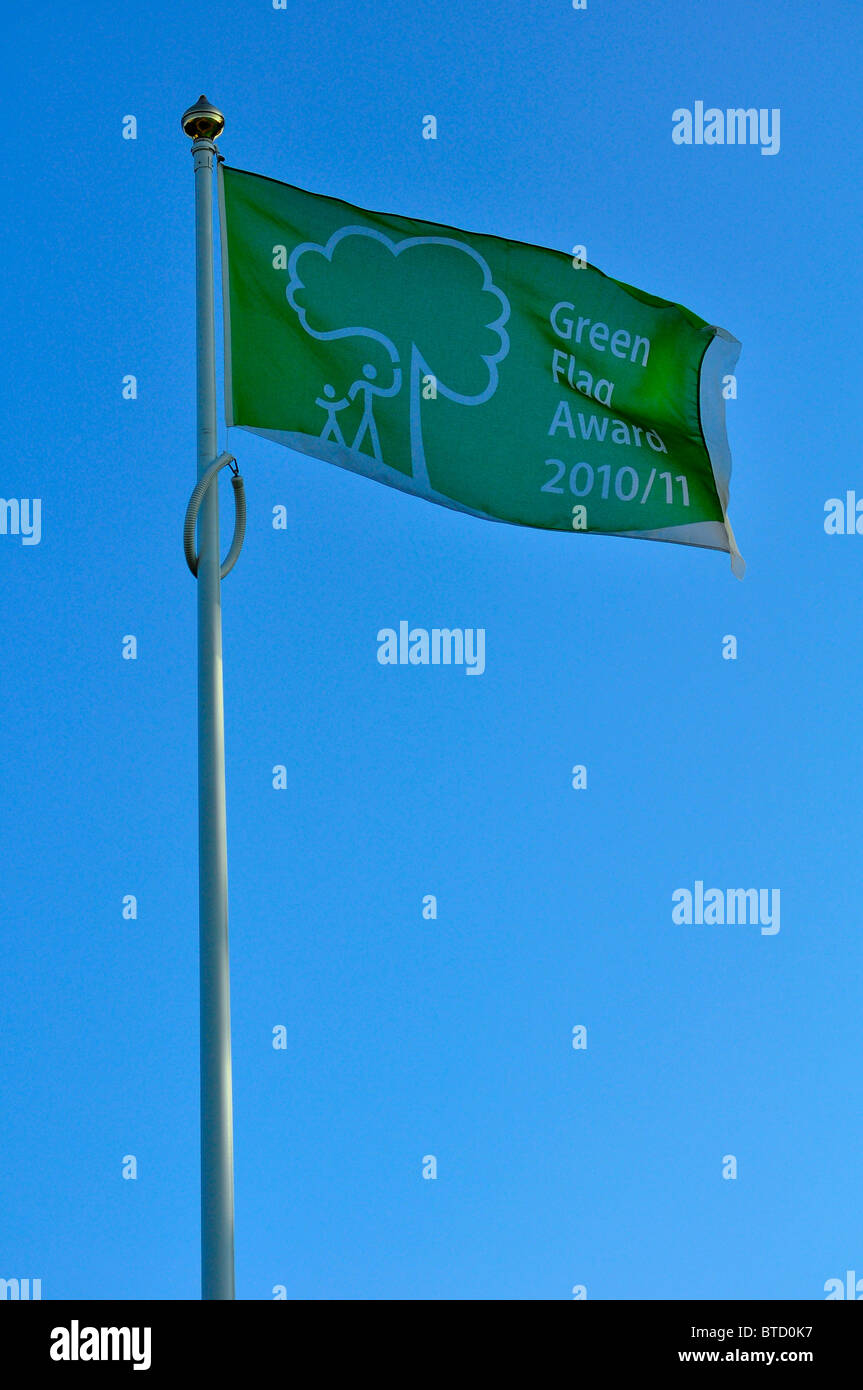 Green Flag Award at Stockwood Park, Luton, Bedfordshire Stock Photo