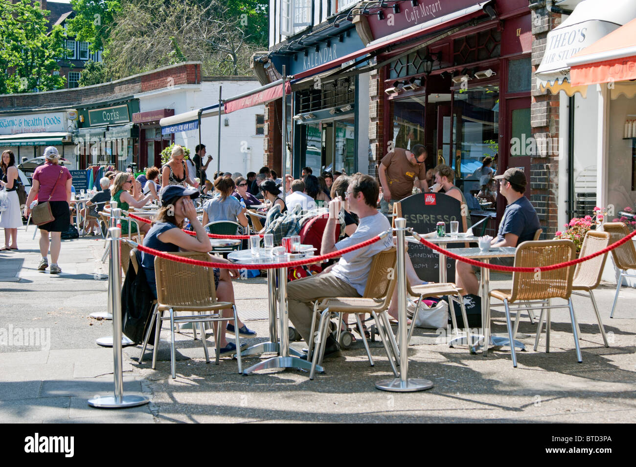 Alfresco dining - Hampstead Heath - London Stock Photo