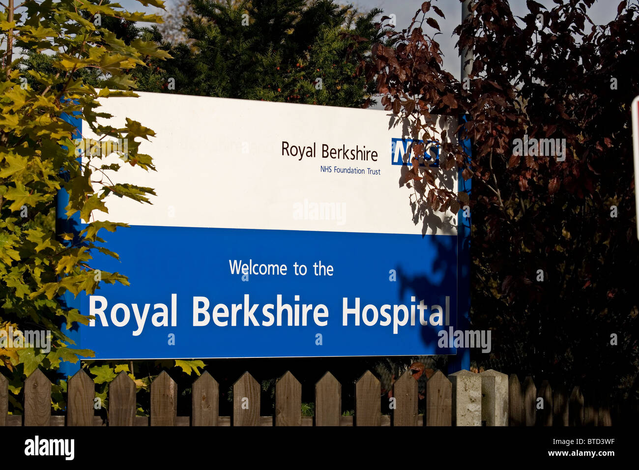 Reading hospital england hi-res stock photography and images - Alamy