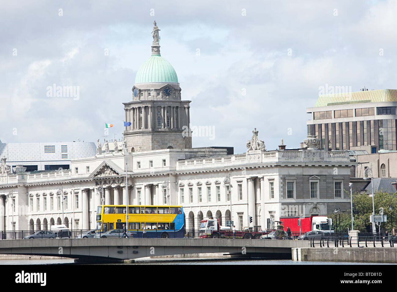 Custom House Dublin High Resolution Stock Photography and Images - Alamy