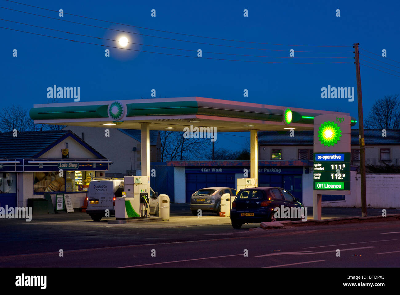 Petrol Station Night High Resolution Stock Photography and Images Alamy