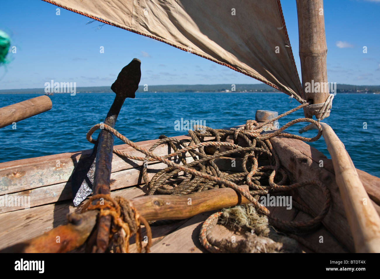Close-up view of rope and anchor lying in the front of a dhow or traditional fishing boat Stock Photo