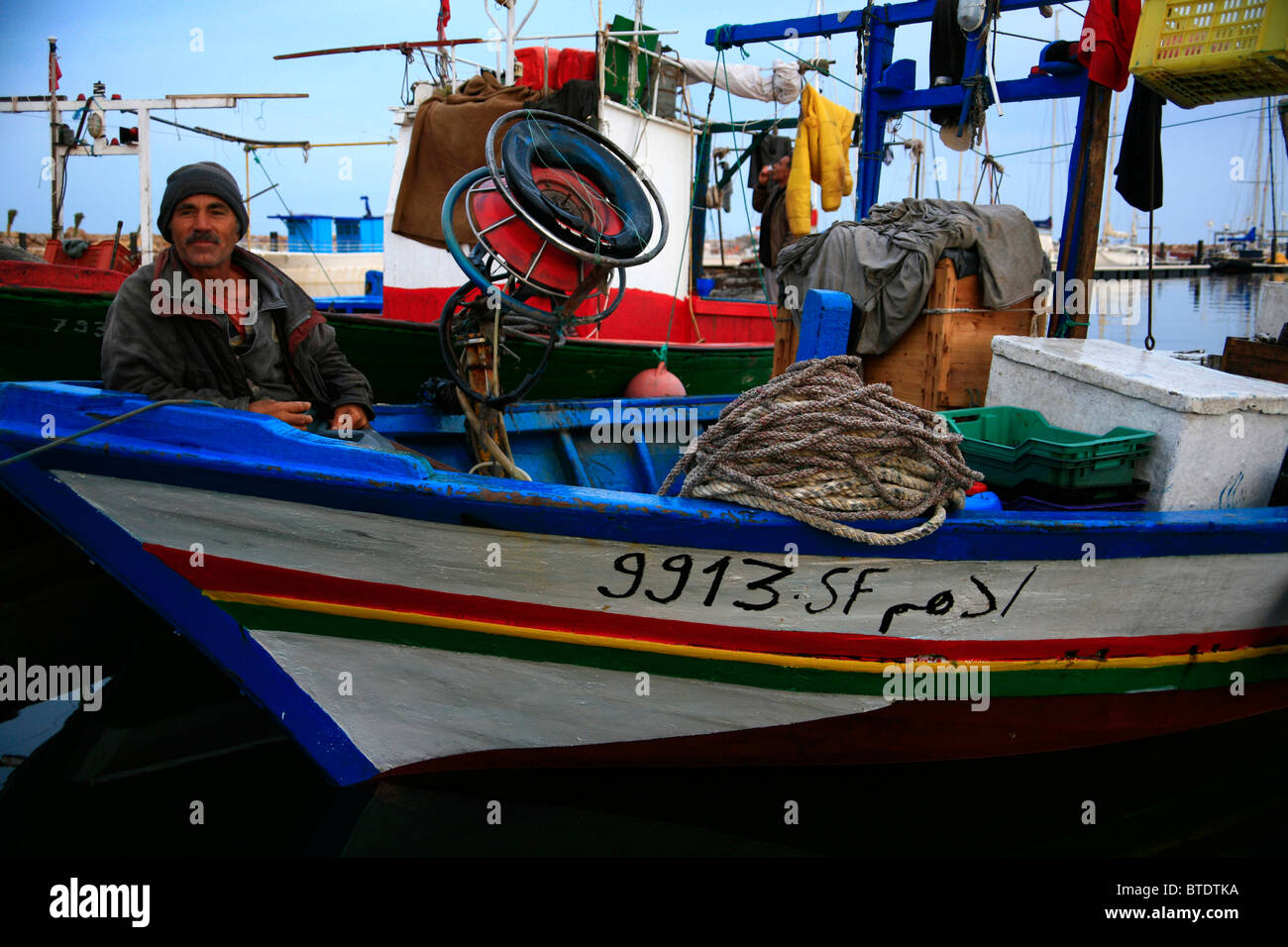 Fishing boat hi-res stock photography and images - Alamy