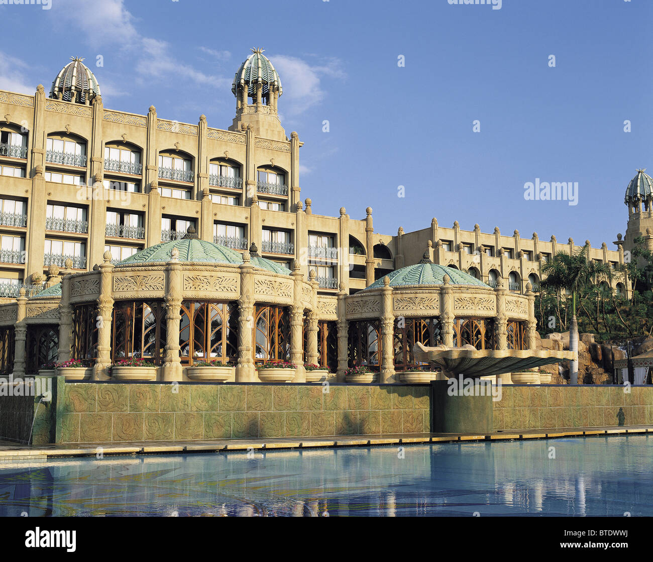 hotel the palace of the lost city