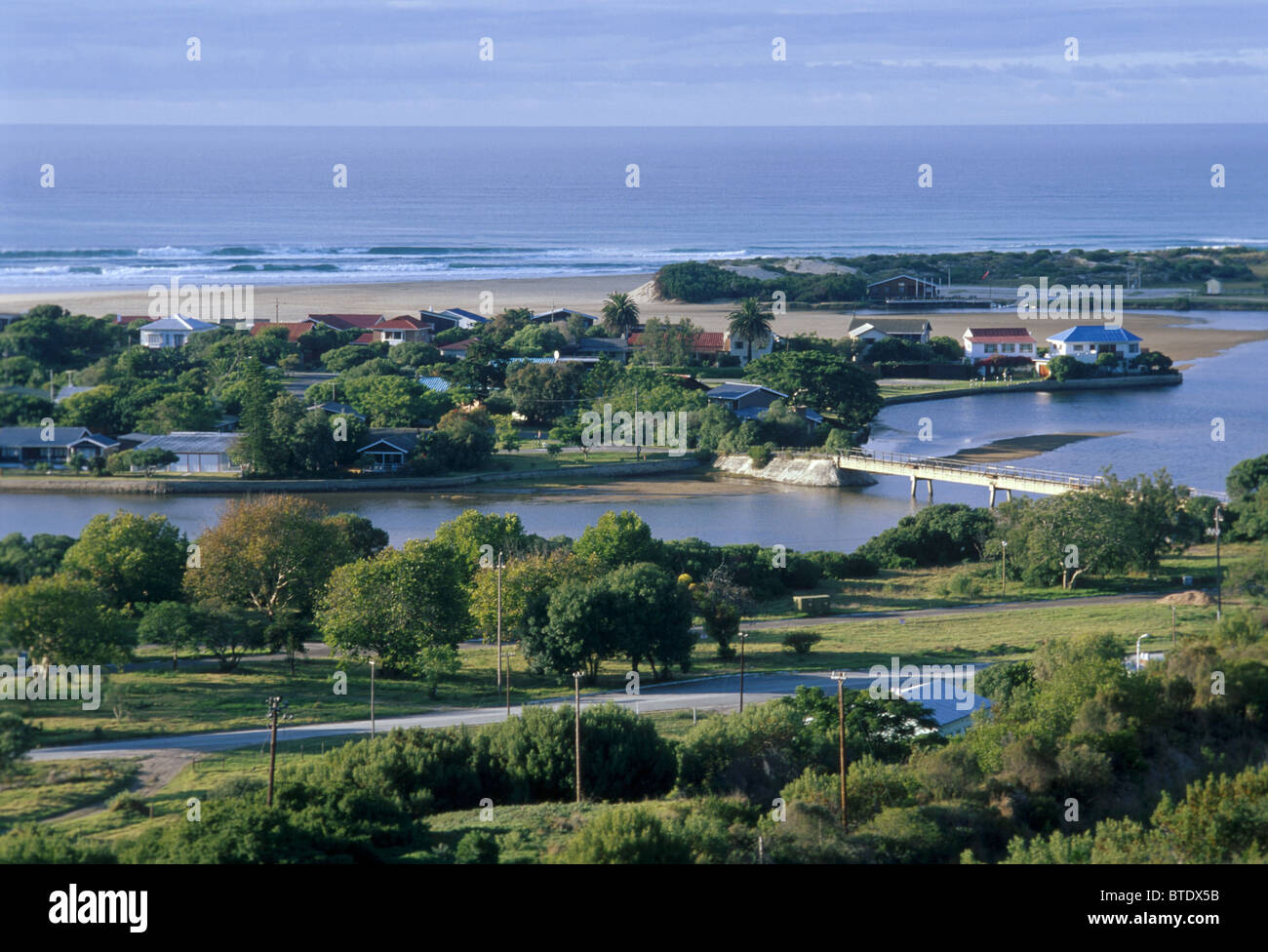 Coastal resort at Groot Brakrivier showing a bridge crossing the