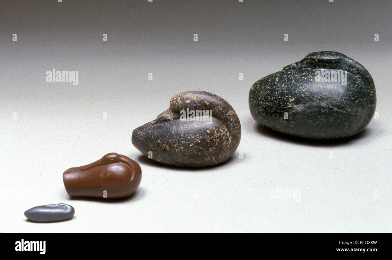 5468. DUCK SHAPED STANDARDIZED STONE WEIGHTS FROM MESOPOTAMIA DATING FROM C. 11TH - 8TH. C. B.C. 'A false balance is Stock Photo