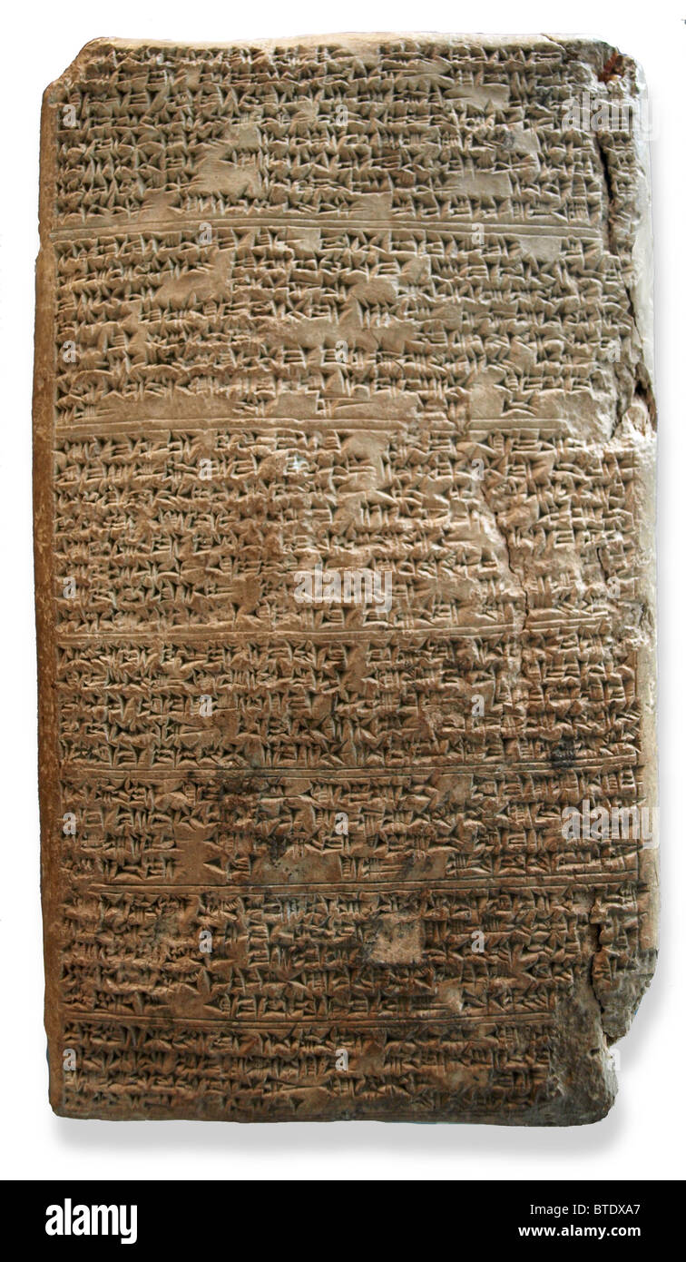5471. El Amarna letter (WAA 29791). Cuneiform tablet from Tushratta king of Mitanni dating c. 1350  BC. The letter was sent by t Stock Photo