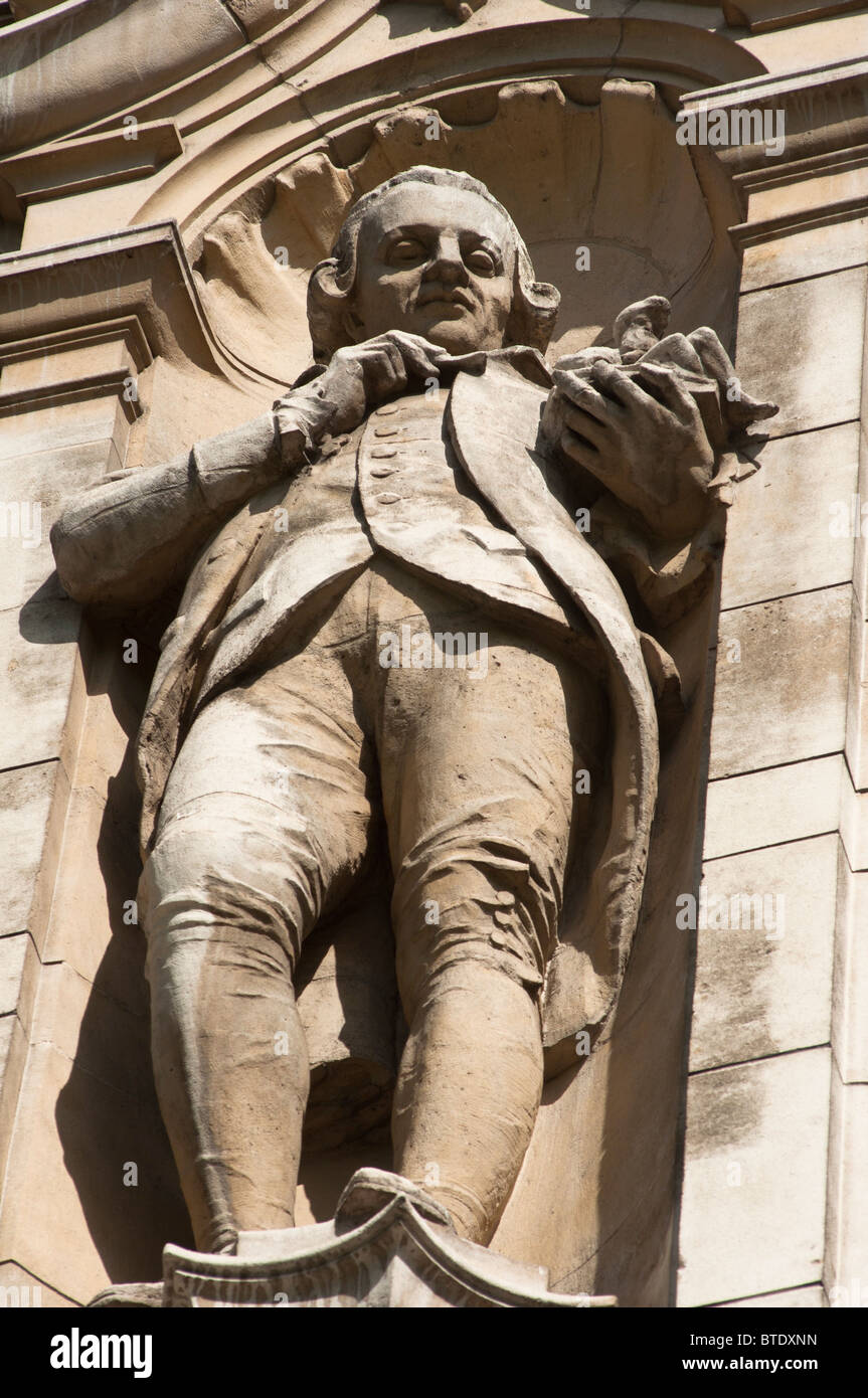Victoria albert museum london statues hi-res stock photography and images -  Alamy