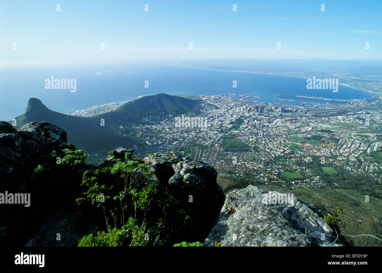 Panoramic view over Cape Town and Table Bay from Table Mountain Stock Photo