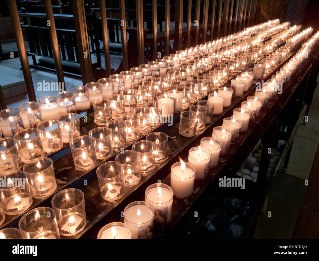 Candles church uk hires stock photography and images Alamy