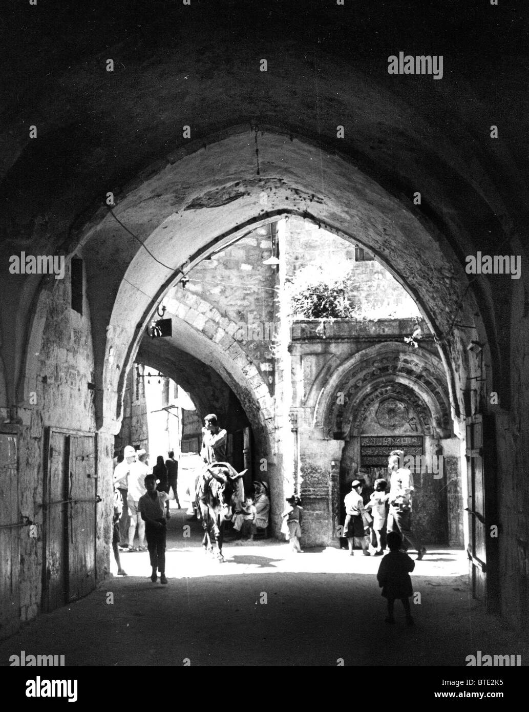 5457. Street scene in the Old City of Jerusalem Stock Photo