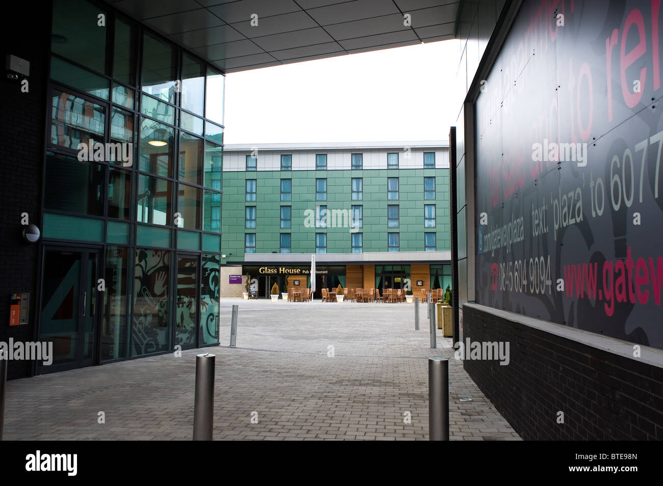 Gateway Plaza Stock Photos Gateway Plaza Stock Images Alamy - 