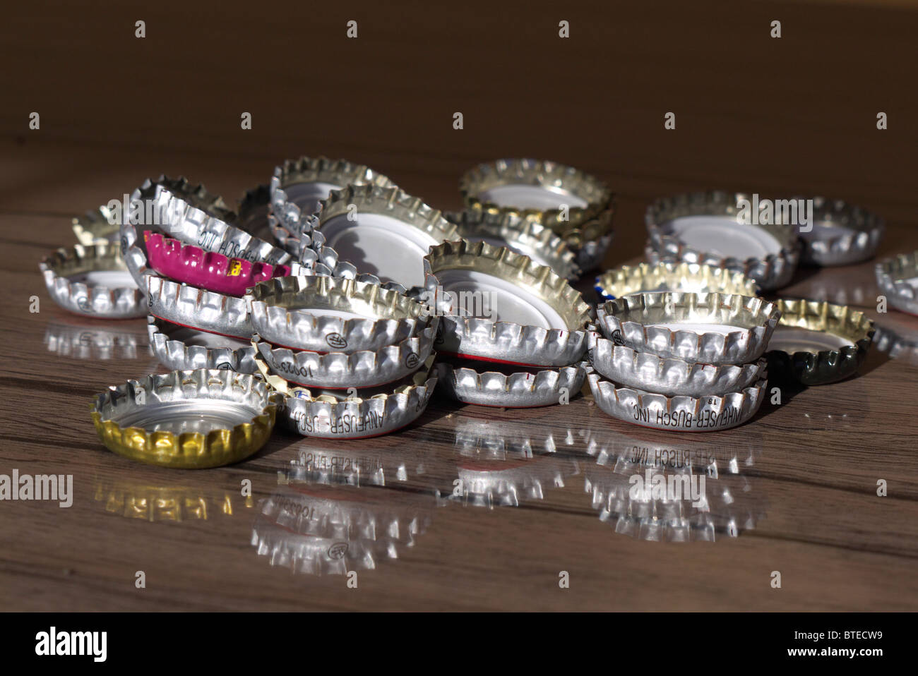 Metal bottle tops hires stock photography and images Alamy