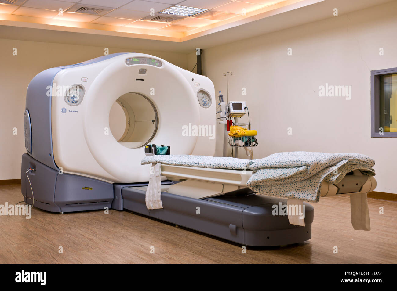 Pet scan machine hi-res stock photography and images - Alamy