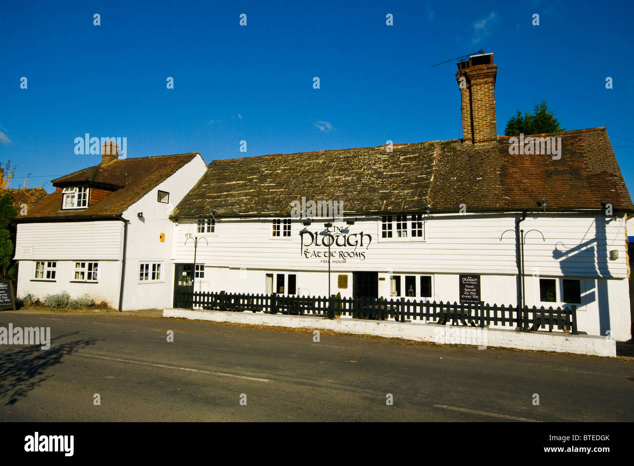The 16th Century Plough And Attic Rooms Pub Rusper West Sussex England Stock Photo