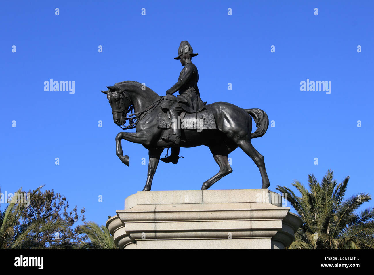 Bronze statue of Lord Hopetoun (John Adrian Lewis Hope), 1st Marquess of Linlithgow, first Governor-General of Australia, Melbourne, Australia Stock Photo