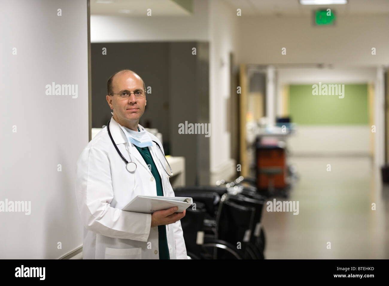 Doctor job hi-res stock photography and images - Alamy