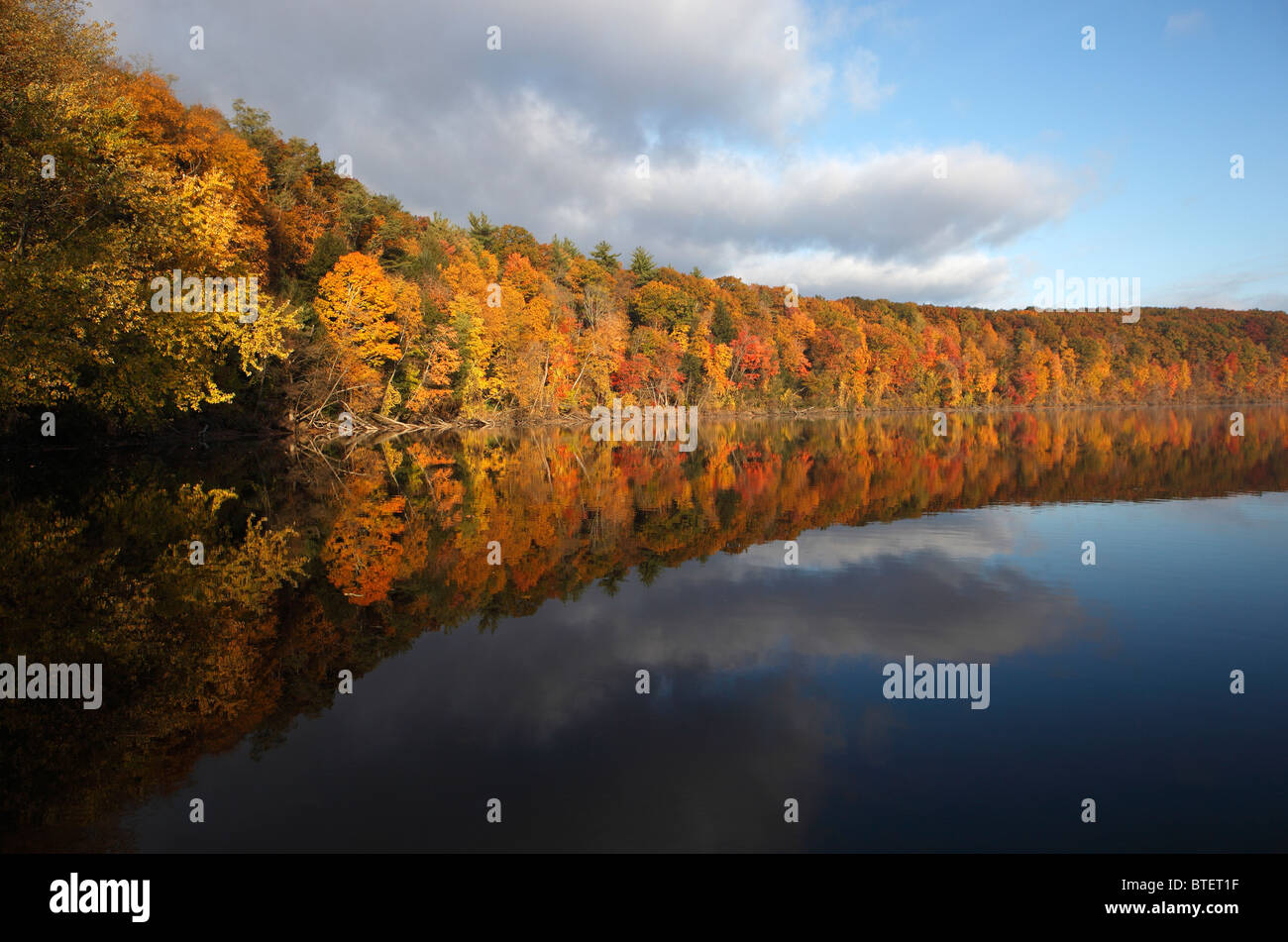 Autumn foliage on the Connecticut River in Northfield, Massachusetts Stock Photo