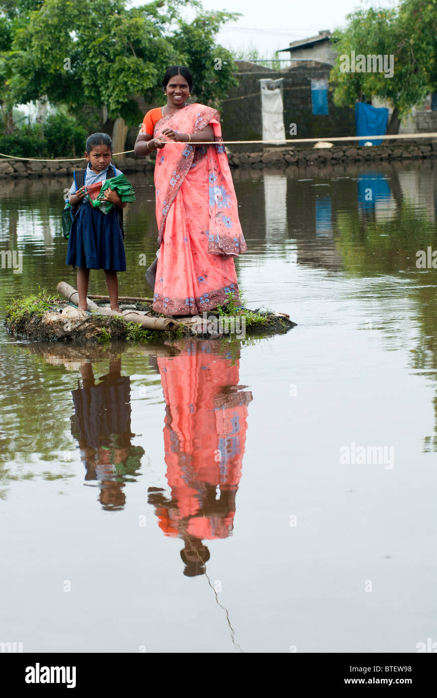 Canal Crossing- the local way in Kuttanad- Backwaters of Allappuzha, Kerala. Stock Photo